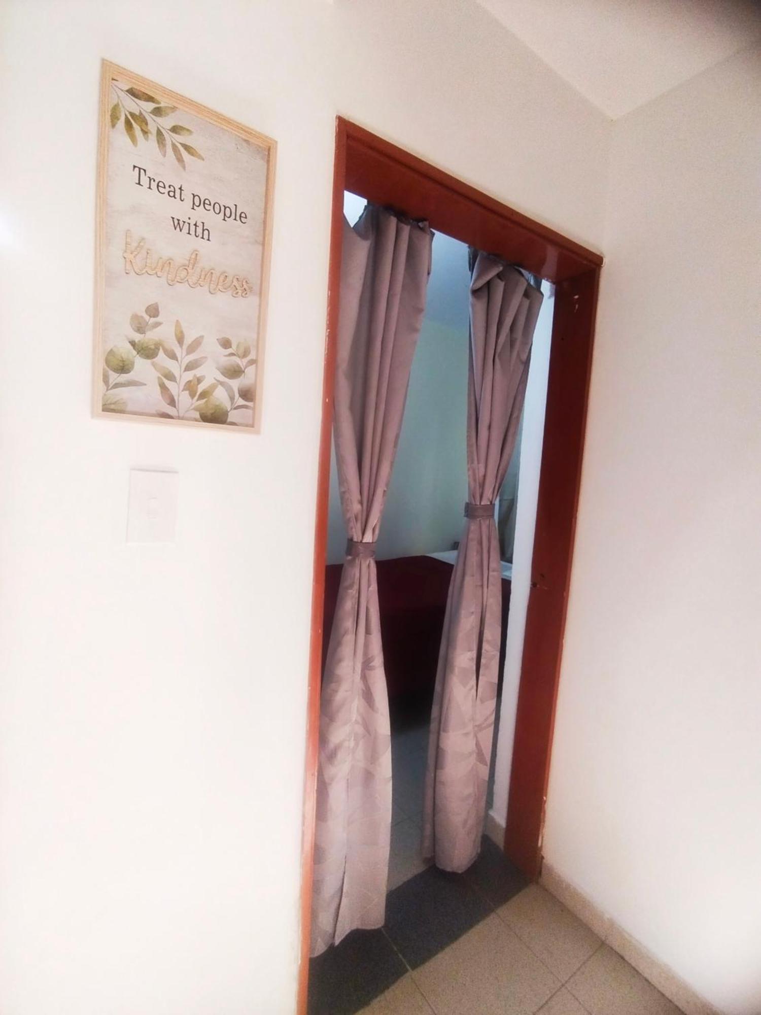 Apartment Familiar Privado 101 Con Bano Cocina Tv Wifi Sala