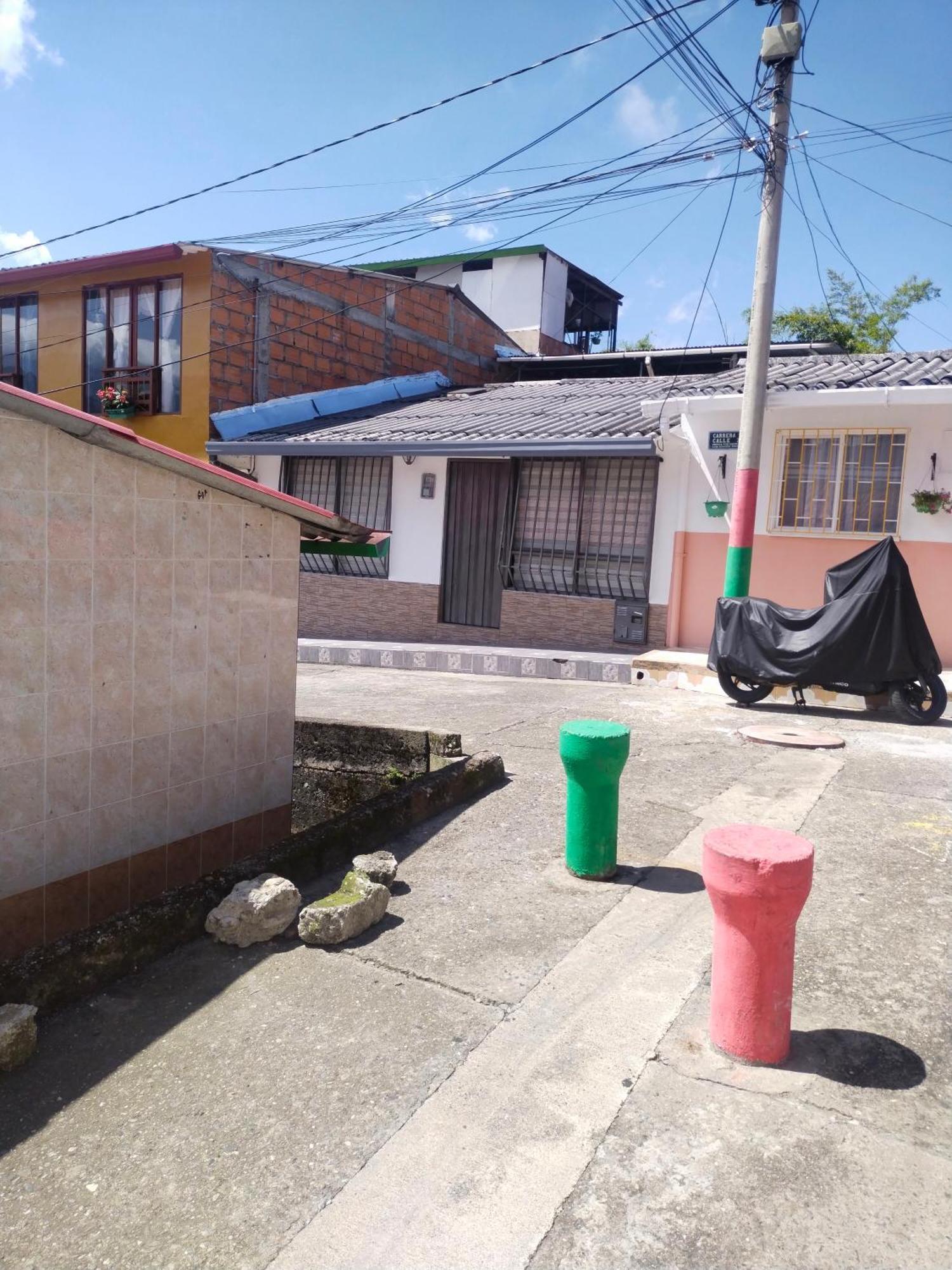 Familiar Privado 101 Con Bano Cocina Tv Wifi Sala
